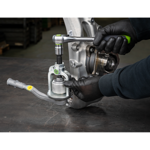 Kukko 128-1 | Bell-shaped ball joint puller, with Ø 18 mm jaw opening, 7 t max. tension force-Liger Tools