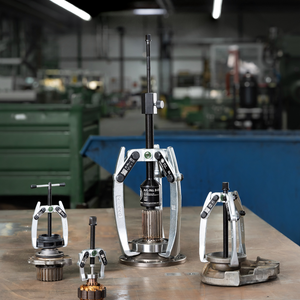 Kukko 42-0 | 3-jaw universal puller with swiveling jaws, up to 60 mm spread, 40 mm reach-Liger Tools