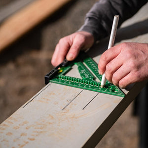 Squi.Jig Fusion Pro 7.5" Rafter Square with Level-Liger Tools