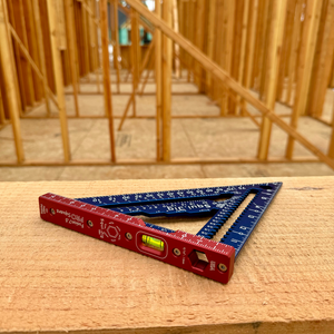 Squi.Jig Fusion Pro 7.5" Rafter Square with Level-Liger Tools