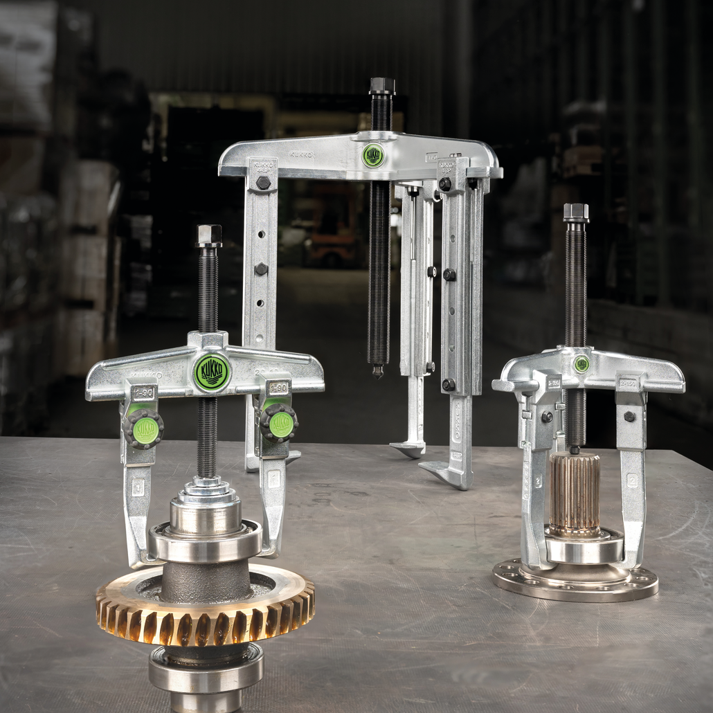 Kukko 30-2+S | 3-Jaw Universal Puller with Narrow, Quick Adjustment Jaws, up to 160 mm Spread, 150 mm Reach-Liger Tools