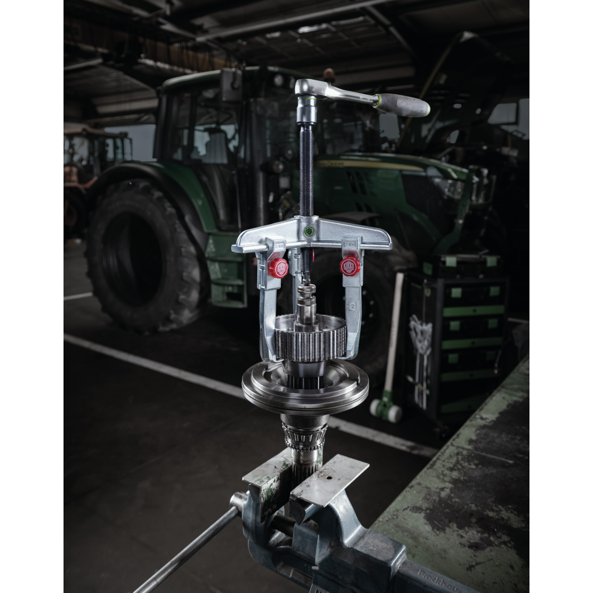 Kukko 30-20+ | 3-Jaw Universal Puller With Quick Adjustment Jaws, up to 200 mm Spread, 150 mm Reach-Liger Tools
