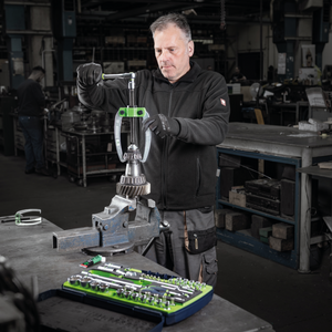 Kukko 44-5 | 2-Jaw Industrial Puller with Force-Amplifying, Self-Centering Jaws, up to 300 mm Spread, 250 mm Reach-Liger Tools